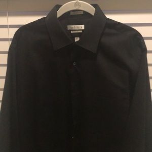 Men’s dress shirt